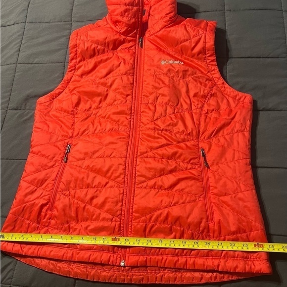 COLUMBIA Sportswear Athletic Plus Size 1X Lady’s red Vest EUC Omni-Heat - Picture 12 of 16